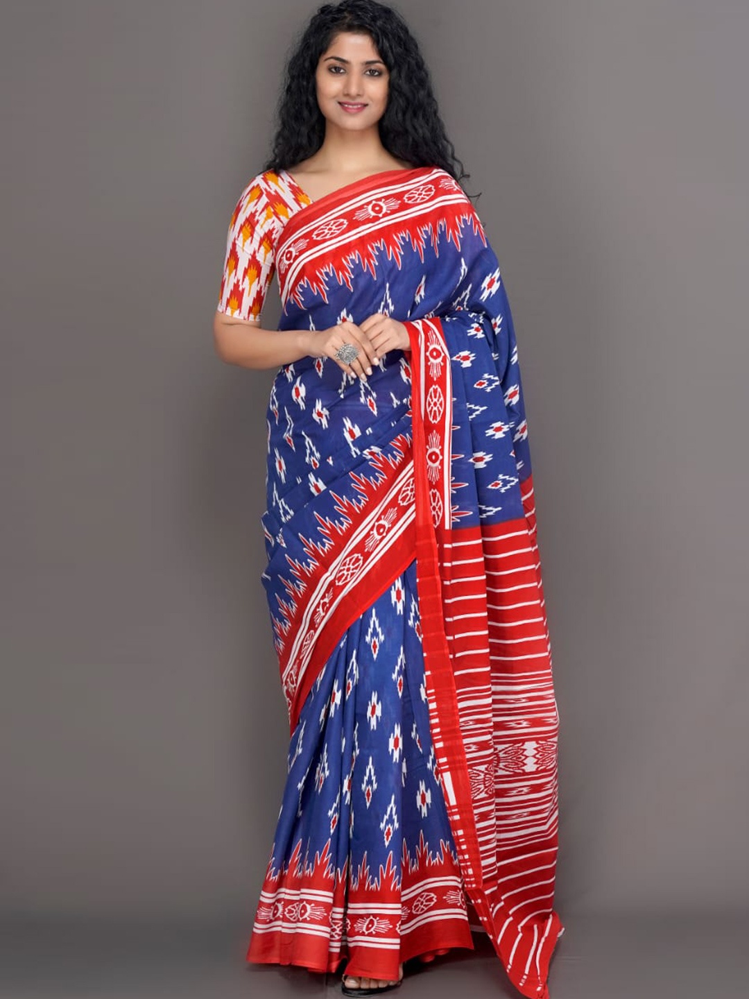 

KIAARON Ethnic Motifs Pure Cotton Block Print Saree, Red