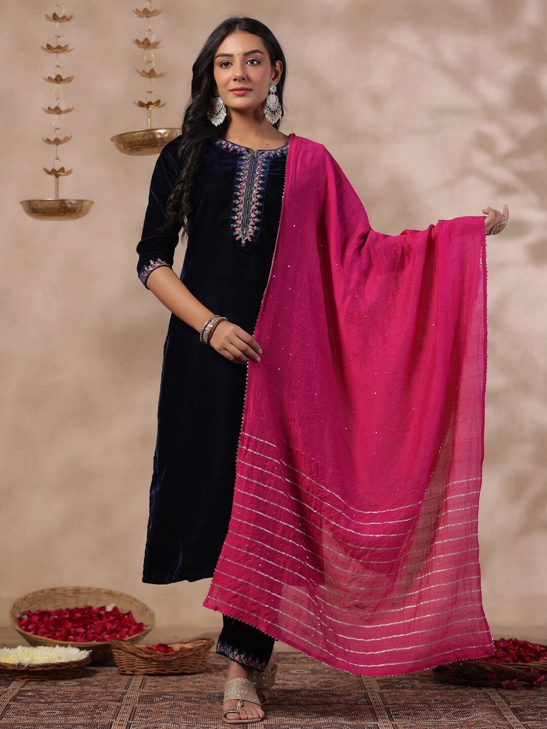 

Ishin Ethnic Motifs Thread Work Notch Neck Velvet Yoke Design Kurta With Trouser & Dupatta, Navy blue