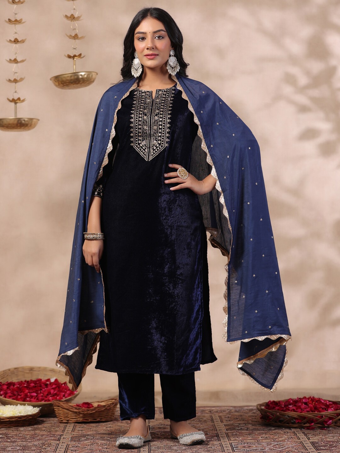 

Ishin Ethnic Motifs Thread Work Notch Neck Velvet Yoke Design Kurta With Trouser & Dupatta, Navy blue