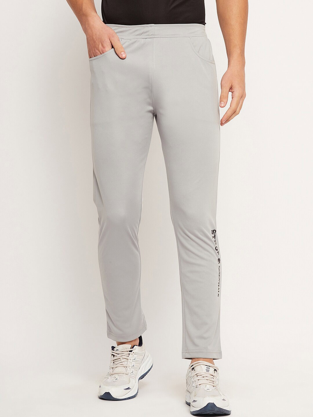 

STROP Men Slim-Fit Mid-Rise Track Pants, Grey