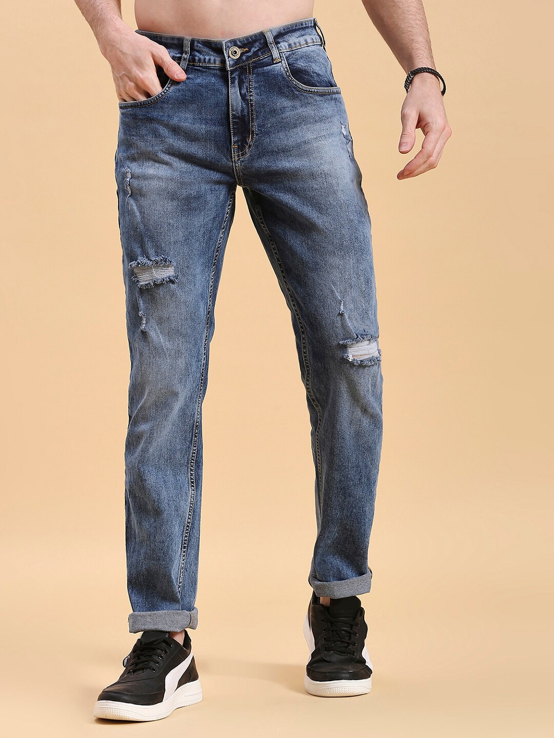 

The Roadster Lifestyle Co. Men Blue Comfort Slim Fit Low Distress Heavy Fade Jeans