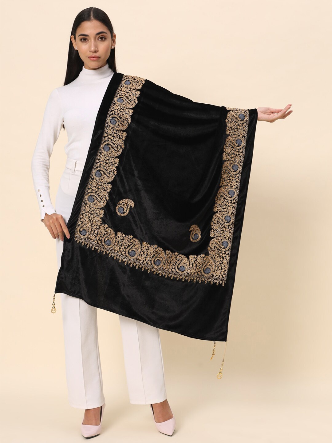 

Zamour Paisley Embroidered Velvet Stole, Black