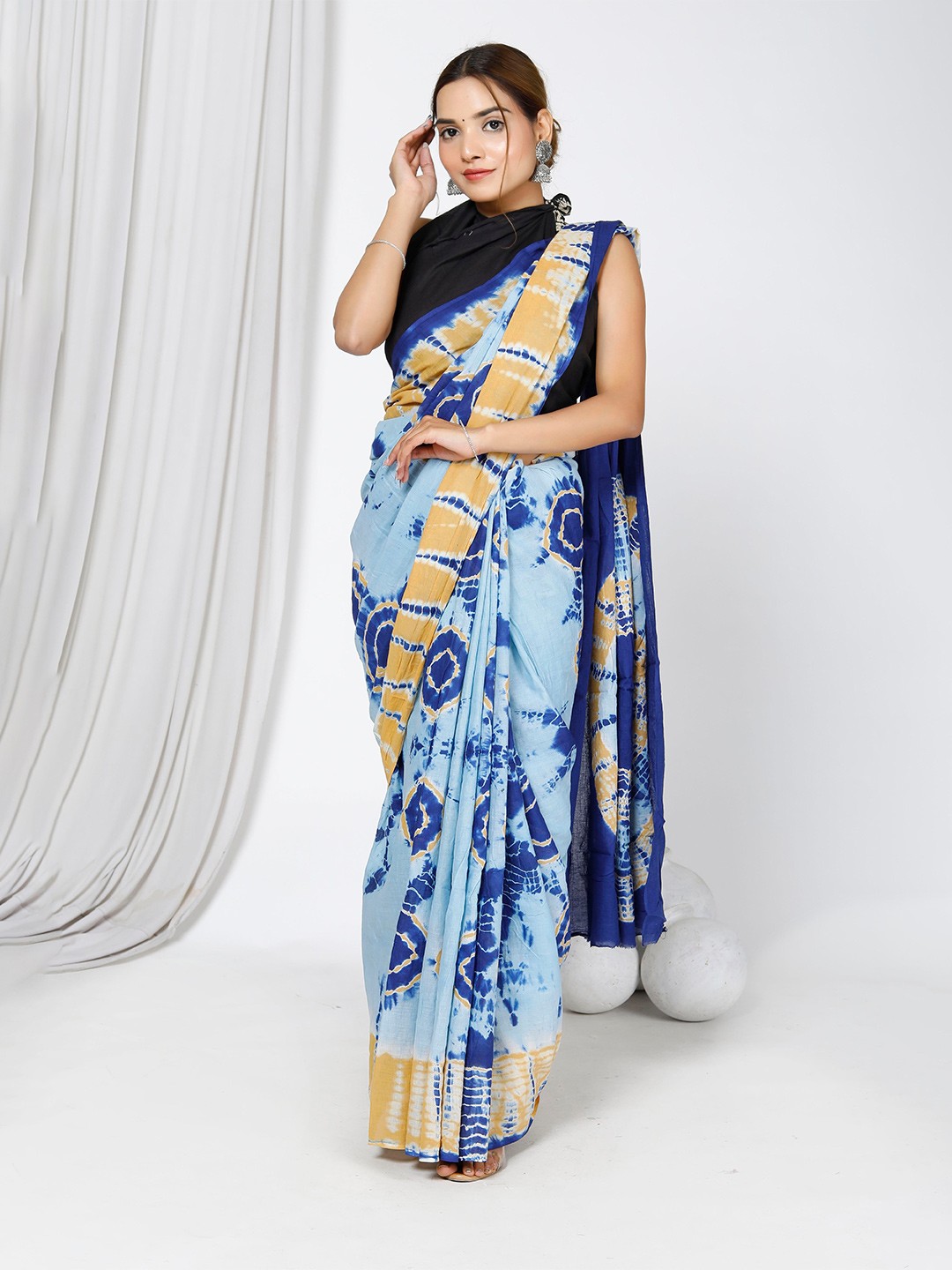 

NIKHILAM Tie and Dye Print Mulmul Cotton Saree, Blue