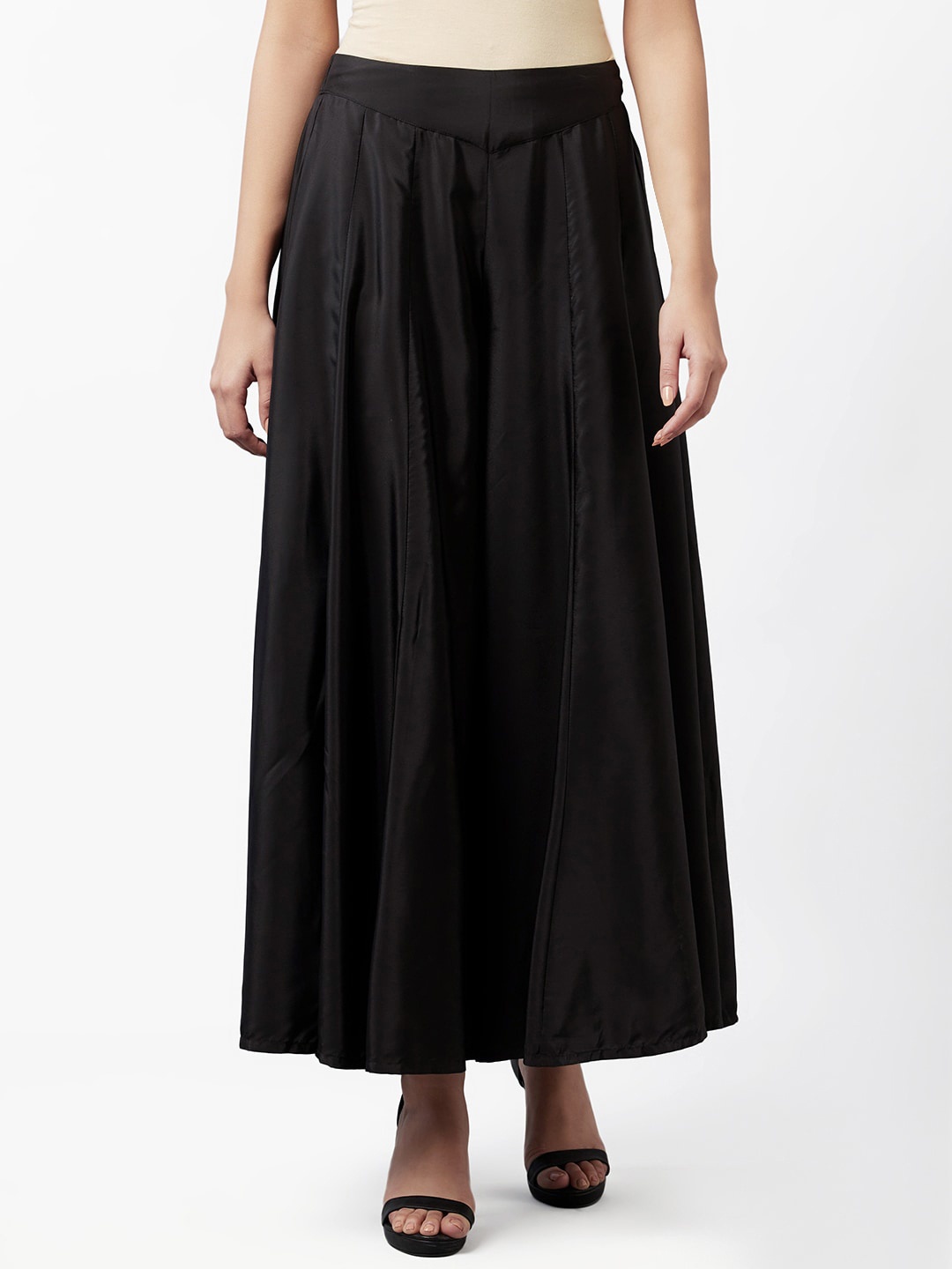 

W Flared Maxi Skirt, Black