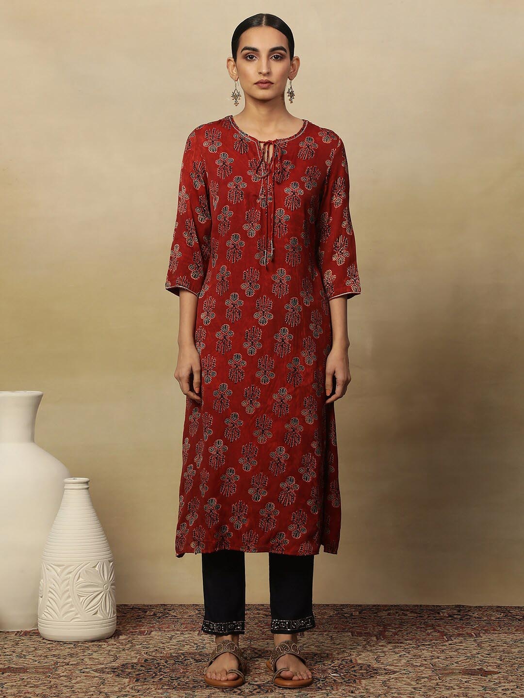 

W Ethnic Printed Round Neck Straight Kurta, Red