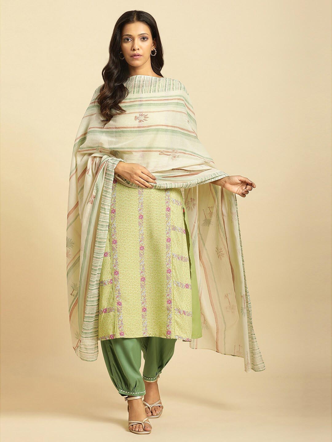 

W Striped Dupatta, White