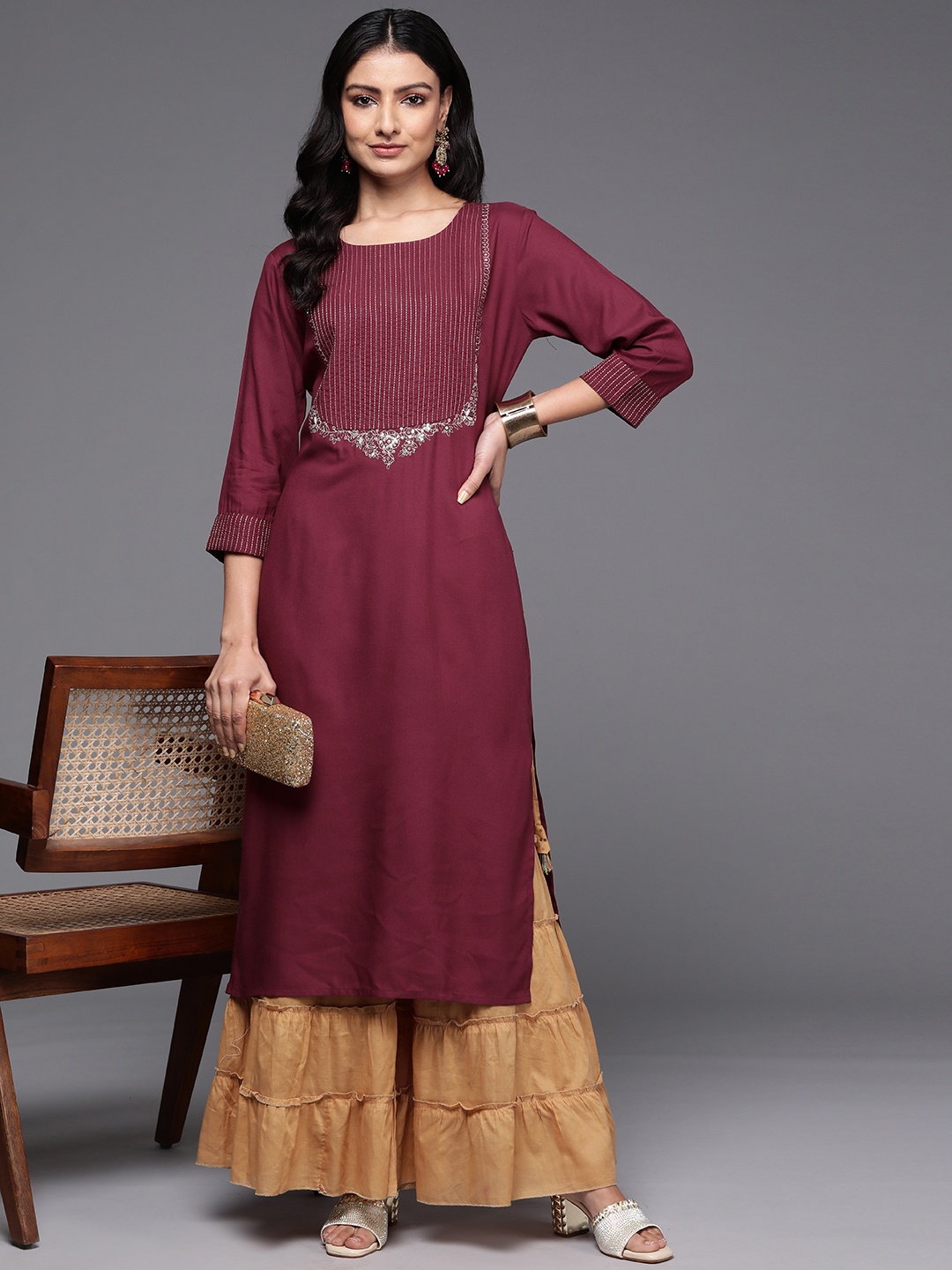 

Indo Era Zari Embroidered Kurta, Burgundy