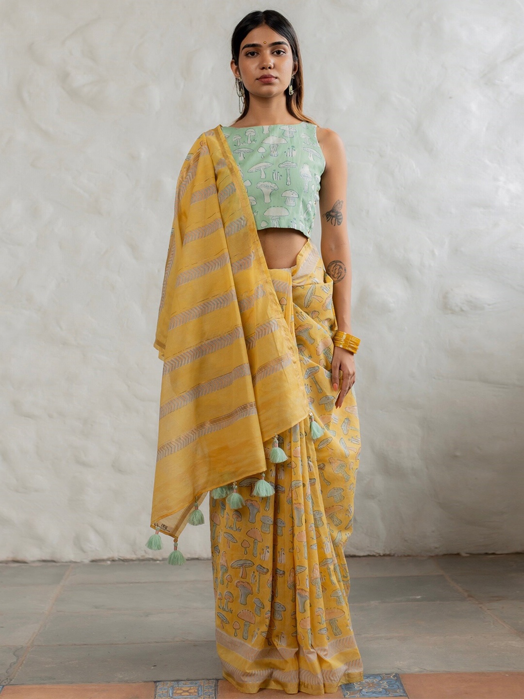 

CHHAPA Kalamkari Printed Block Print Saree, Yellow