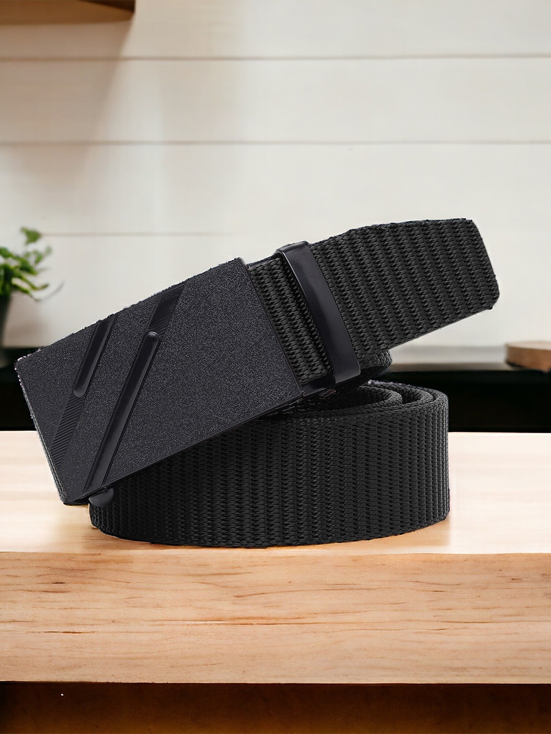 

Kastner Men Textured Canvas Belt, Black