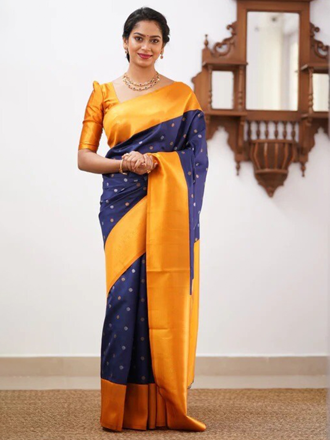 

DIVASTRI Ethnic Motif Woven Design Kanjeevaram Pure Silk Zari Saree, Blue