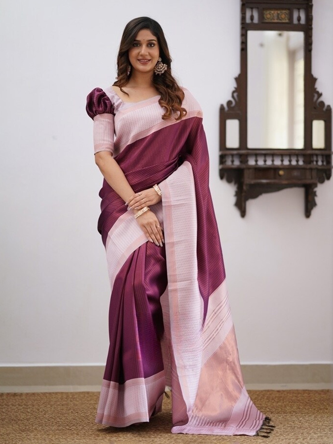 

DIVASTRI Woven Design Kanjeevaram Pure Silk Zari Saree, Purple