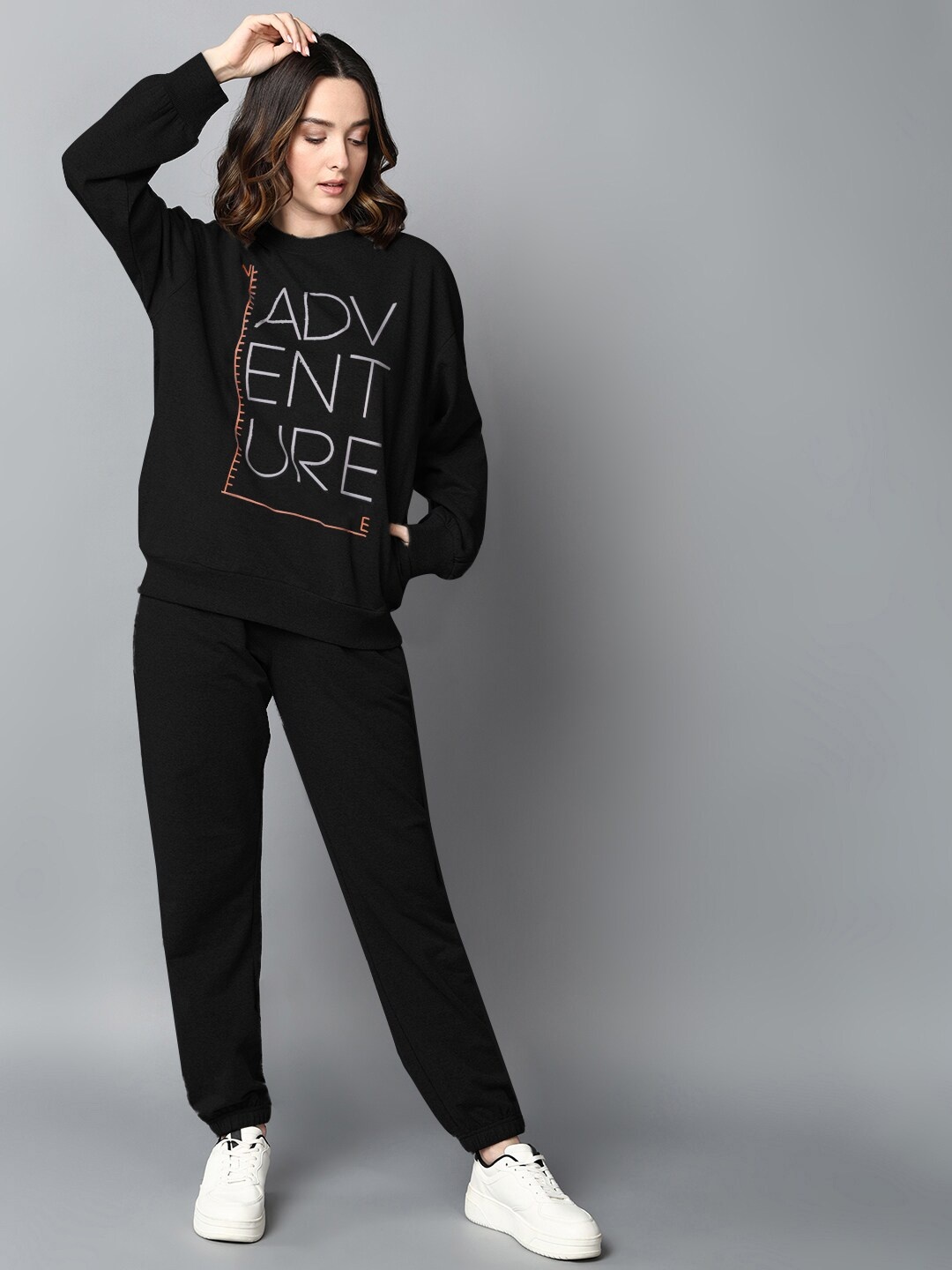 

The Roadster Lifestyle Co. Typography Printed Pullover, Black