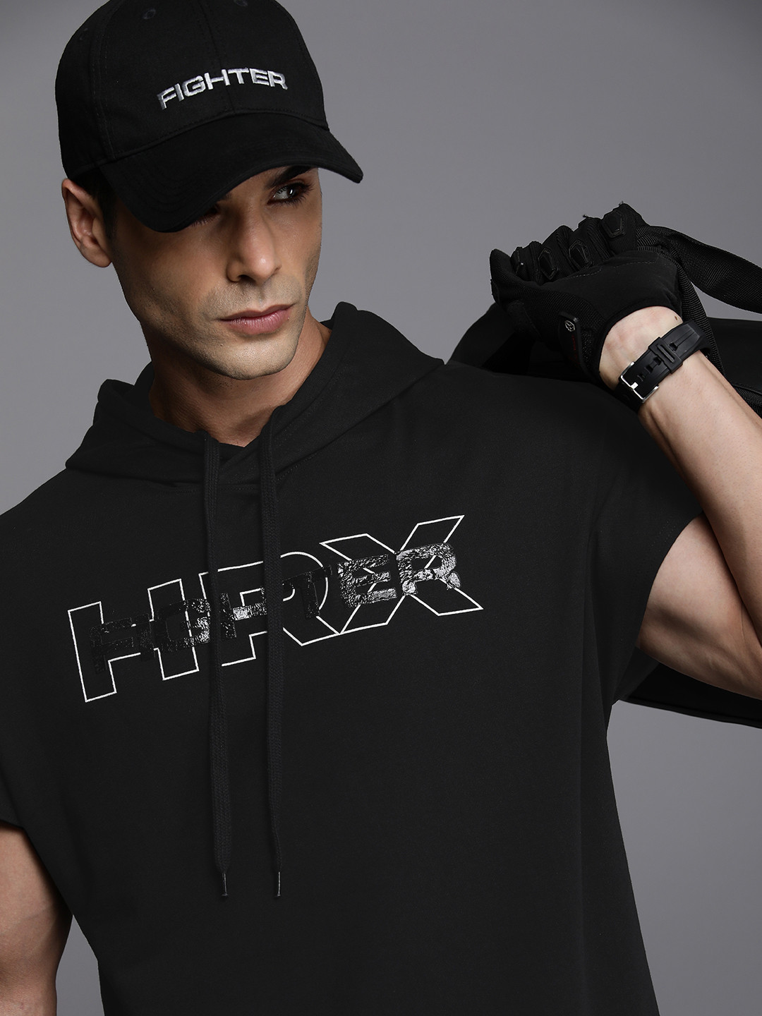 

HRX by Hrithik Roshan Fighter Collection Men Drop Shoulder Sleeveless Sweatshirt, Black