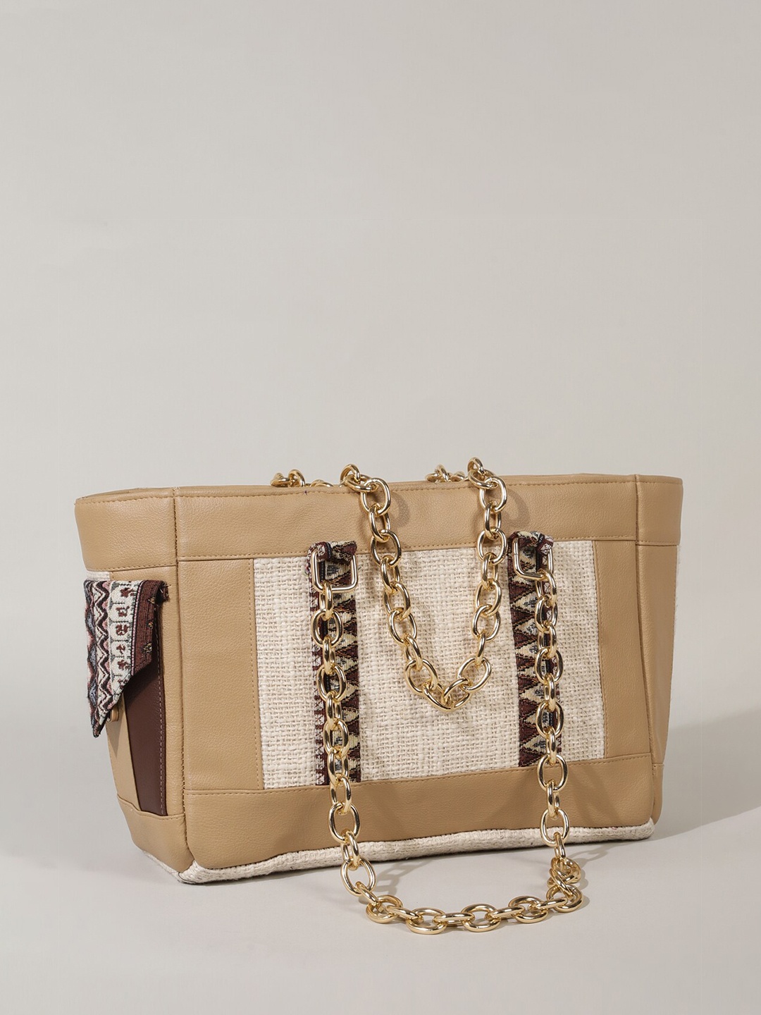 

DEEBACO Swagger Handheld Bag, Beige