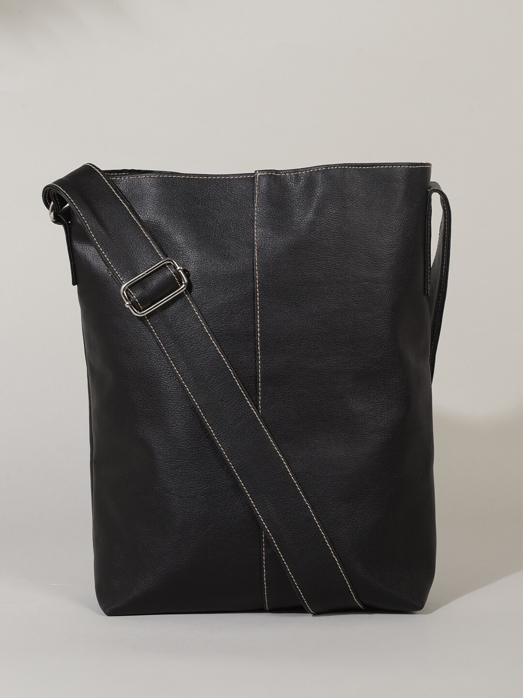 

DEEBACO Bucket Tote Bag, Black
