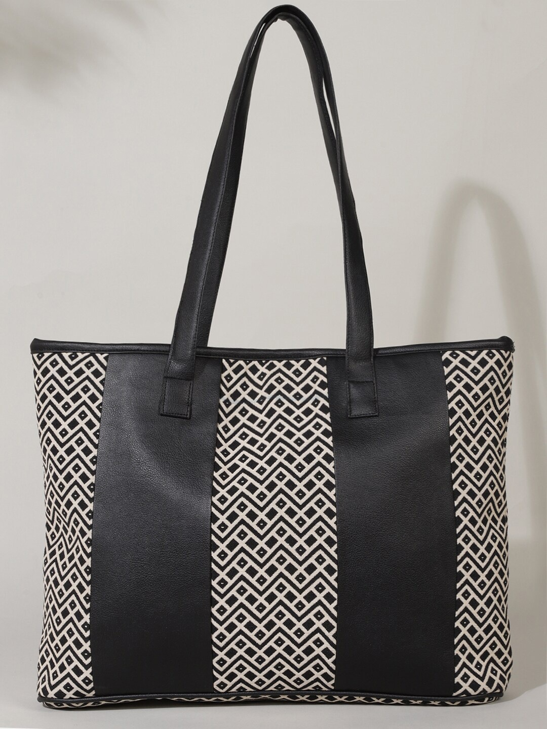 

DEEBACO Geometric Printed Structured Tote Bag, Black