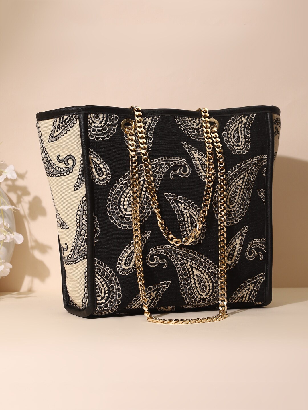 

DEEBACO Ethnic Motifs Printed Oversized Shopper Handheld Bag, Black