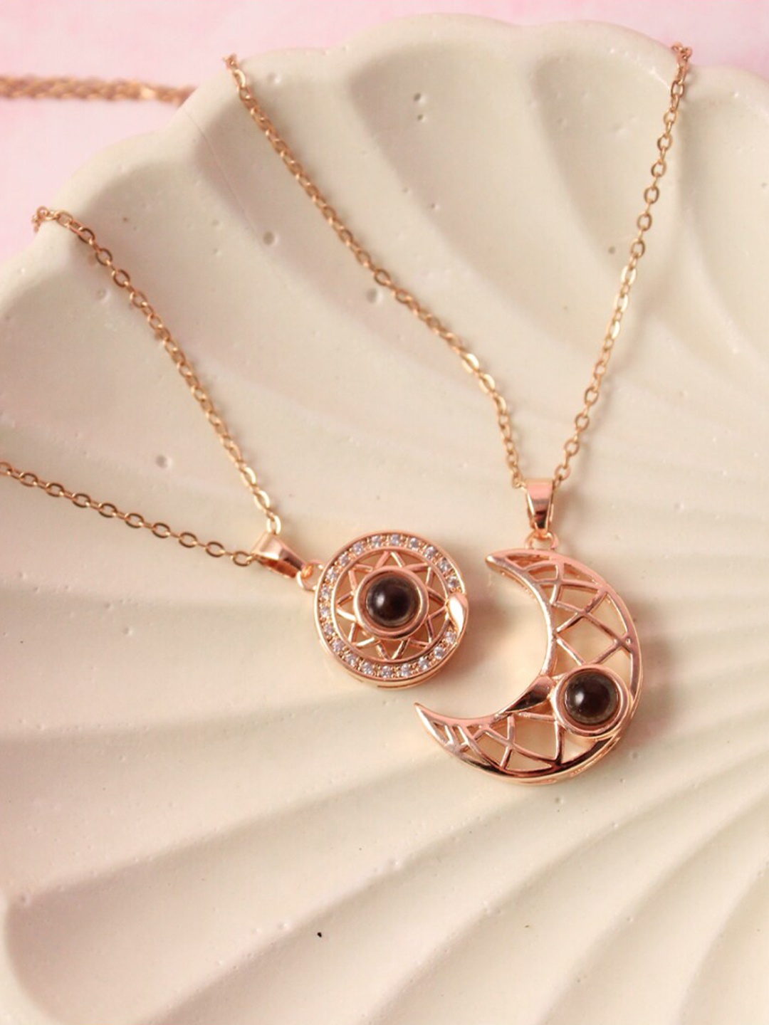 

DressBerry Pack Of 2 Gold-Toned Gold-Plated Stainless Steel Pendant with Chain