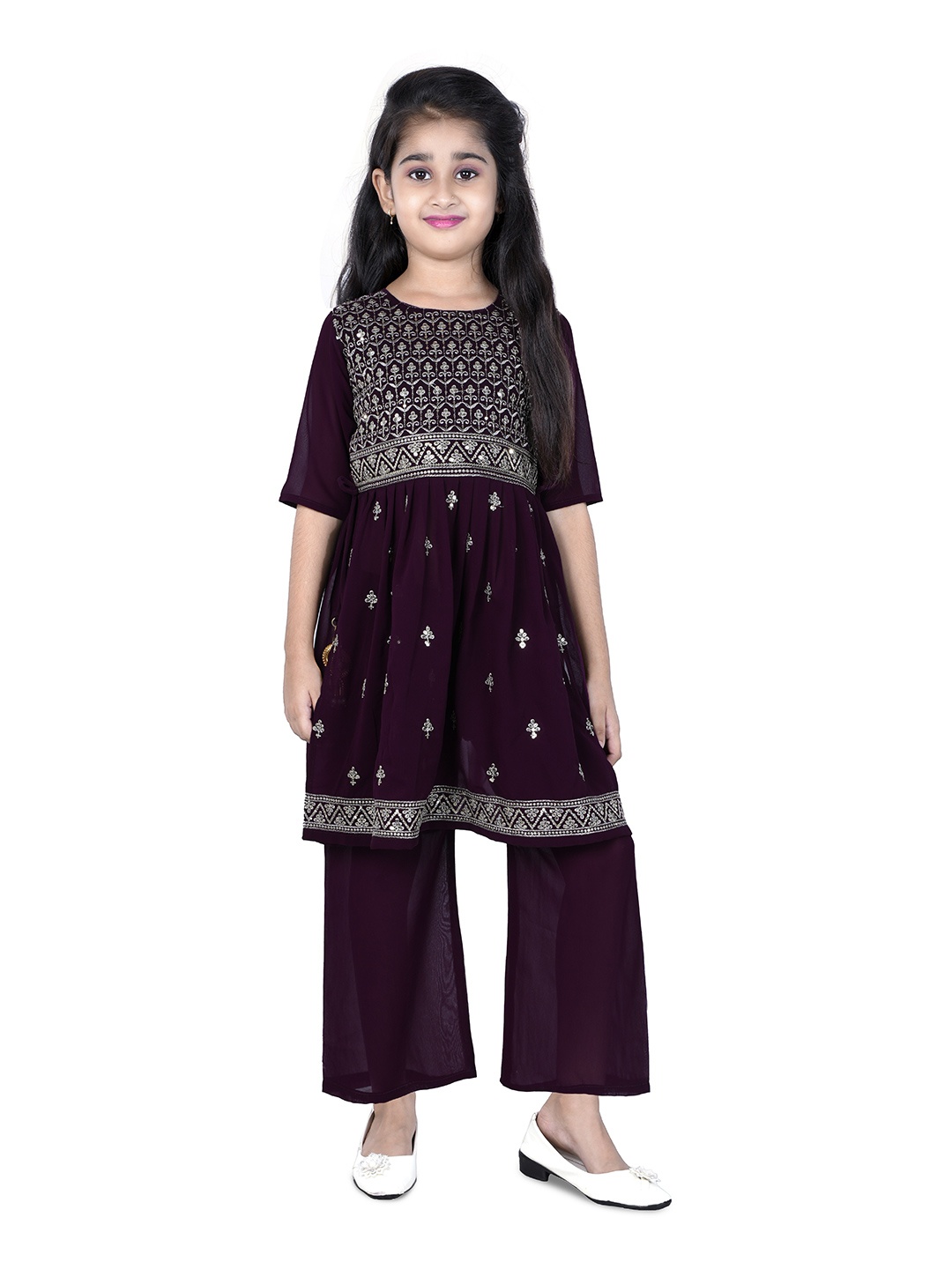 

BAESD Girls Round Neck Ethnic Motifs Sequinned High Slit Kurta With Salwar, Purple