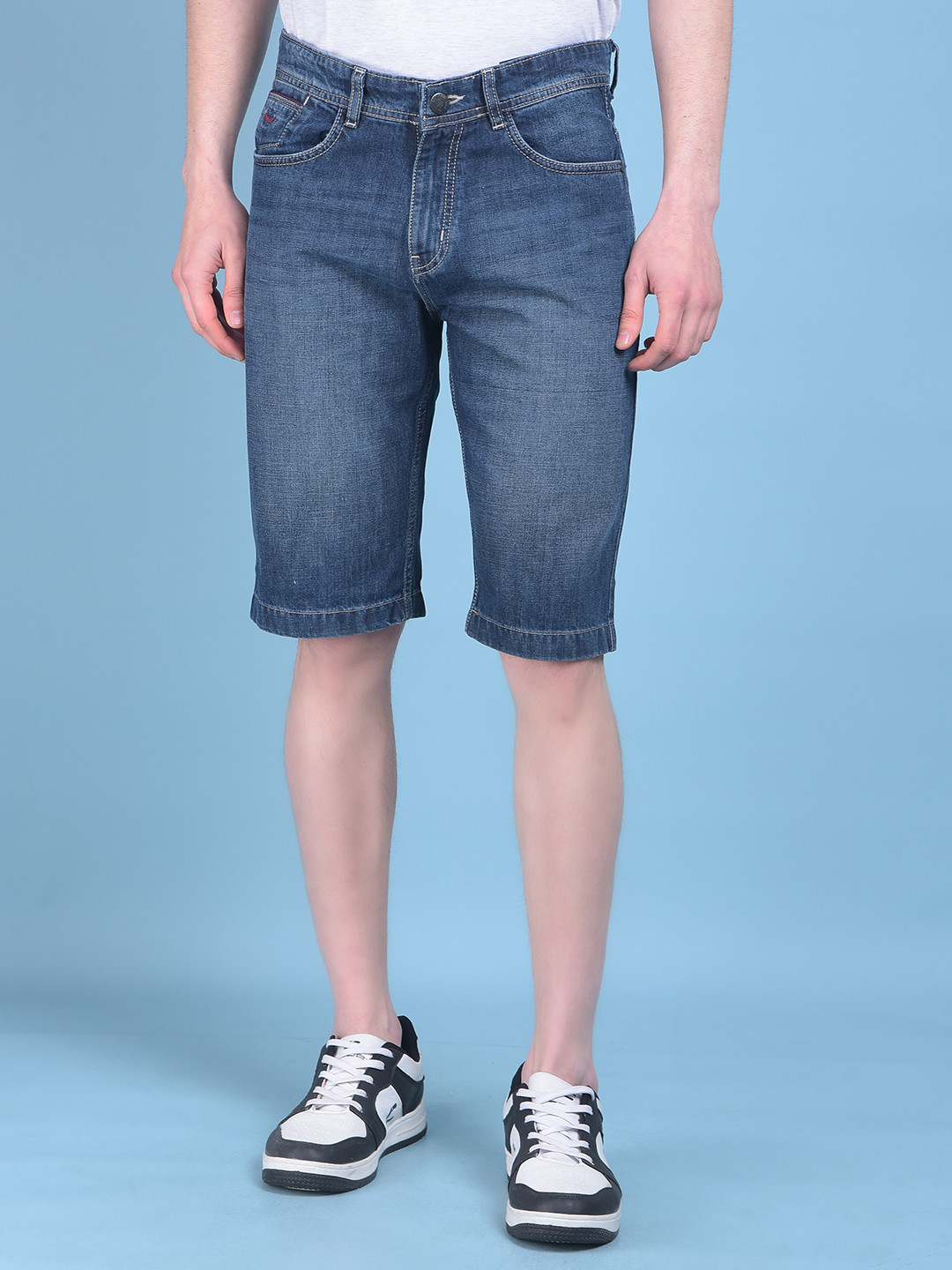 

Crimsoune Club Men Mid Rise Slim Fit Denim Shorts, Blue