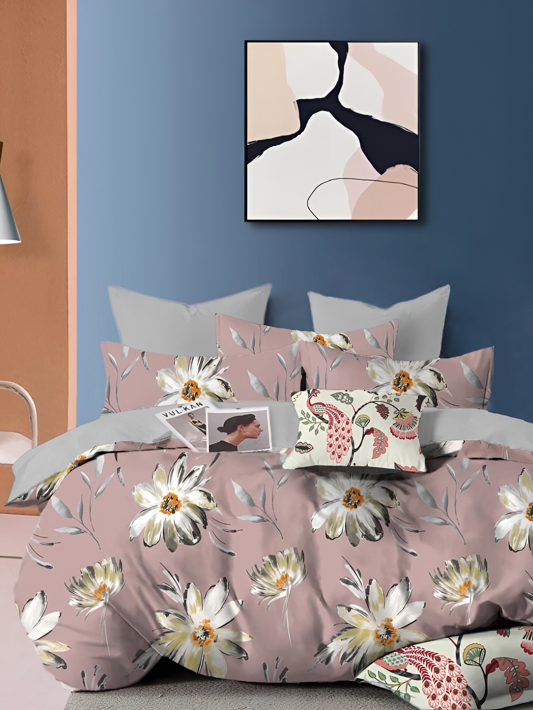 

GLORIES Peach & Grey 3 Pieces Floral 210 TC King Bedsheet With 2 Pillow Covers