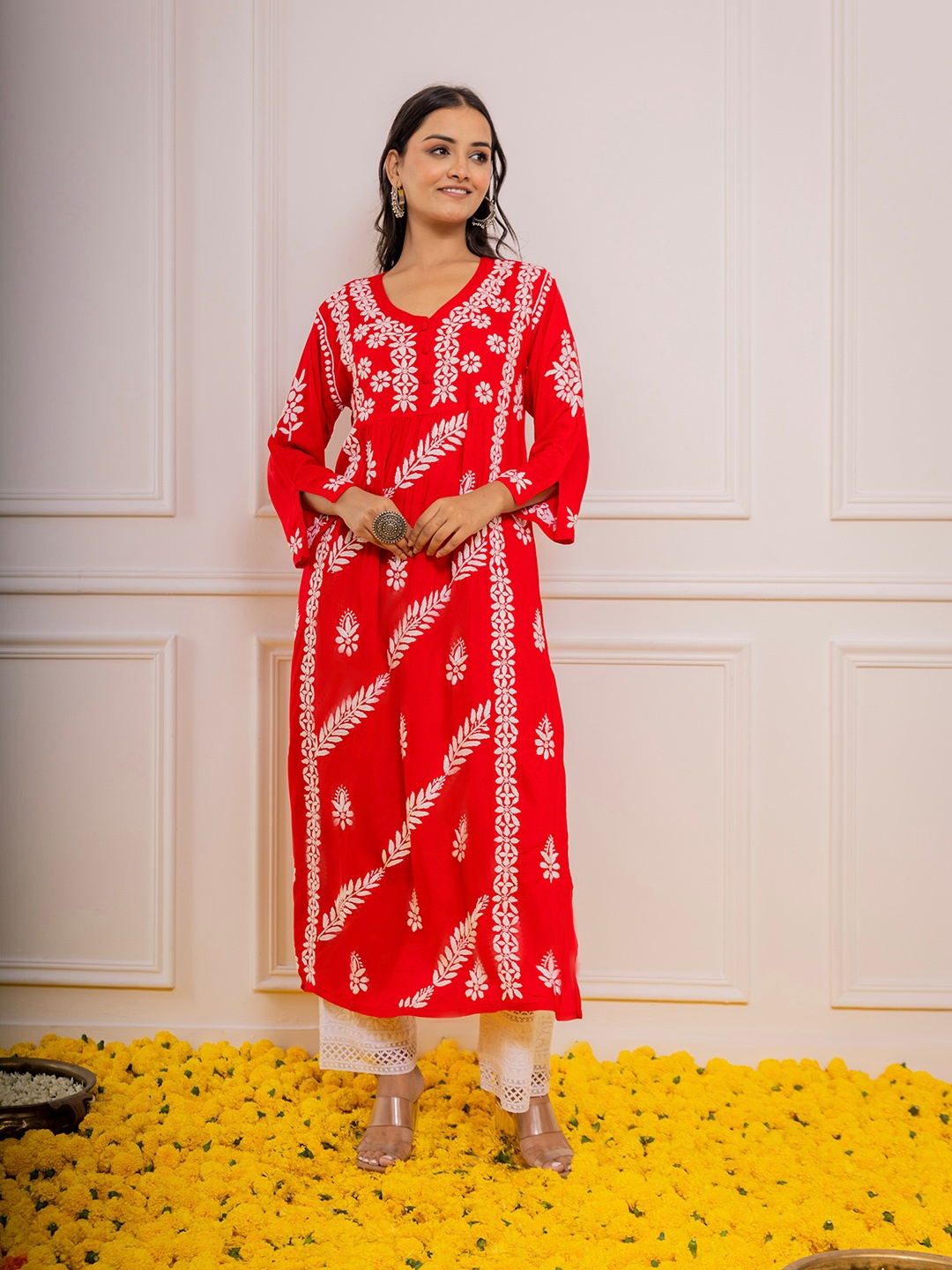 

HOUSE OF KARI Cotton Floral Embroidered Chikankari Kurta, Red
