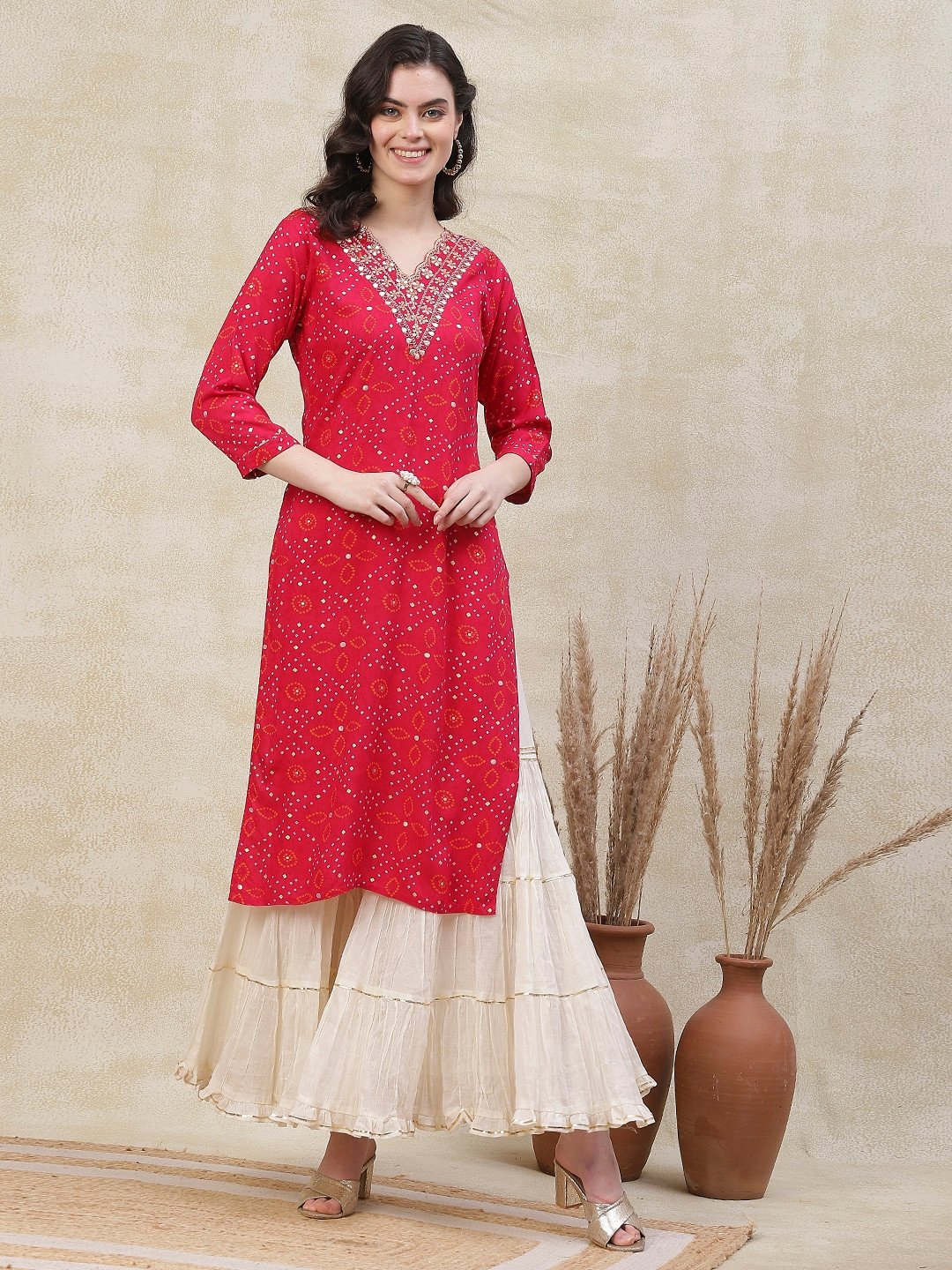 

FASHOR Bandhani Printed Mirror Work Straight Kurta, Pink