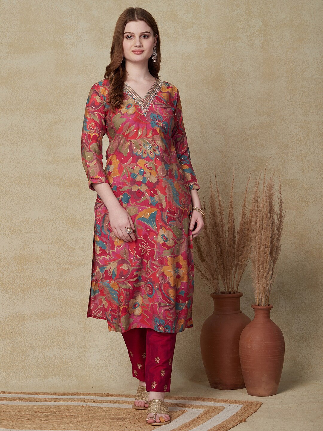 

FASHOR Floral Printed Embroidered Thread Work Straight Kurta, Red