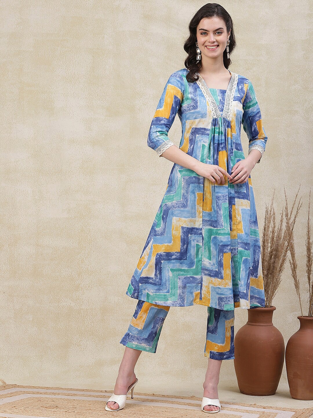 

FASHOR Geometric Printed A-Line Pleated Pure Cotton Kurta With Trouser, Blue