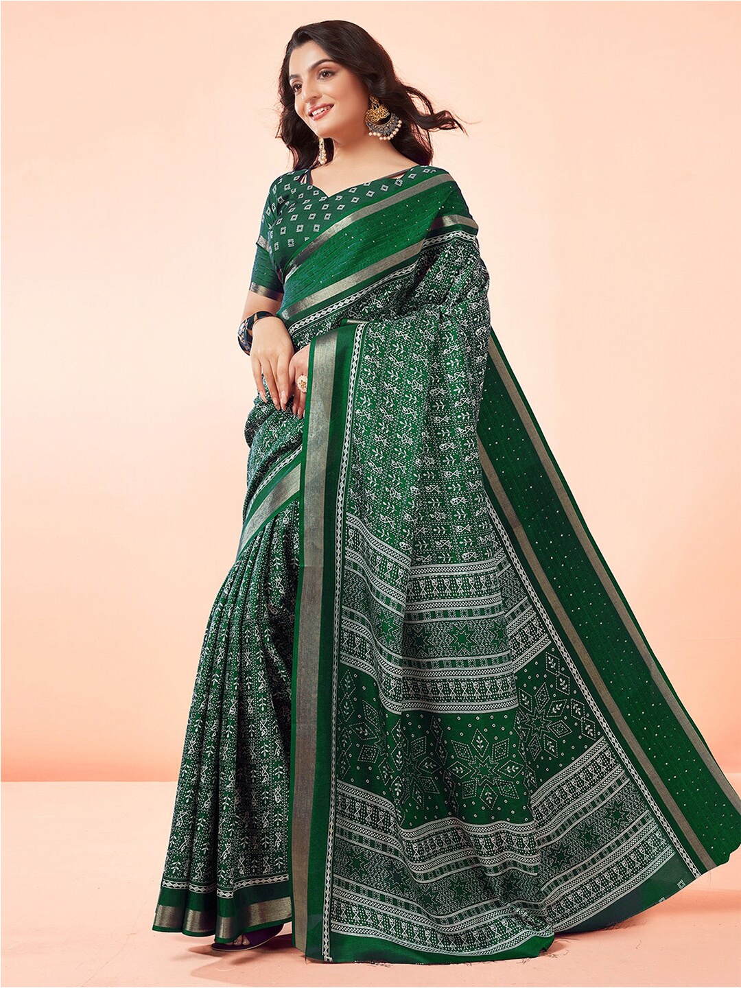

Mitera Green Warli Printed Zari Embellished Saree