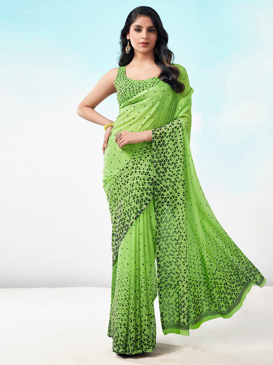 

KALINI Geometric Printed Fusion Saree, Green