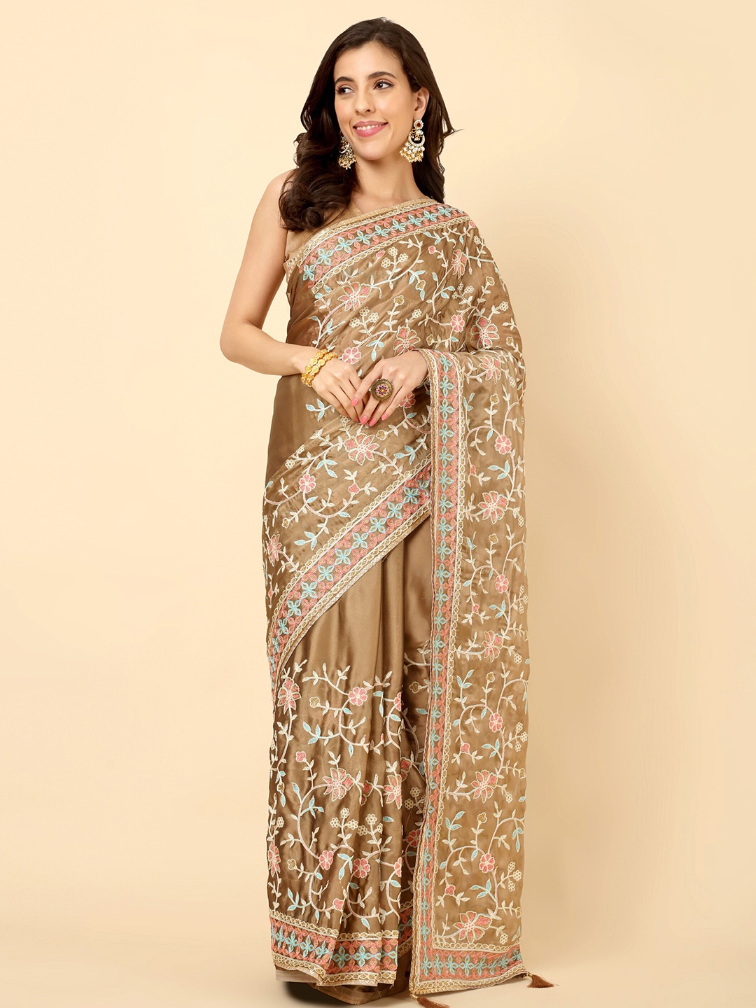 

Civamee Embroidered Designer Silk Saree, Cream