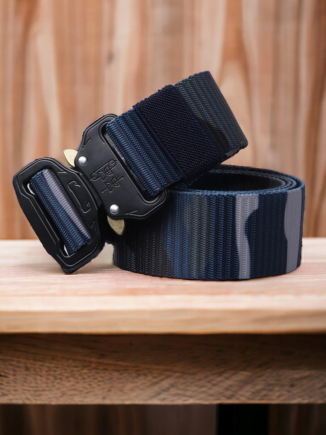 

Kastner Men Printed Slim Belt, Blue