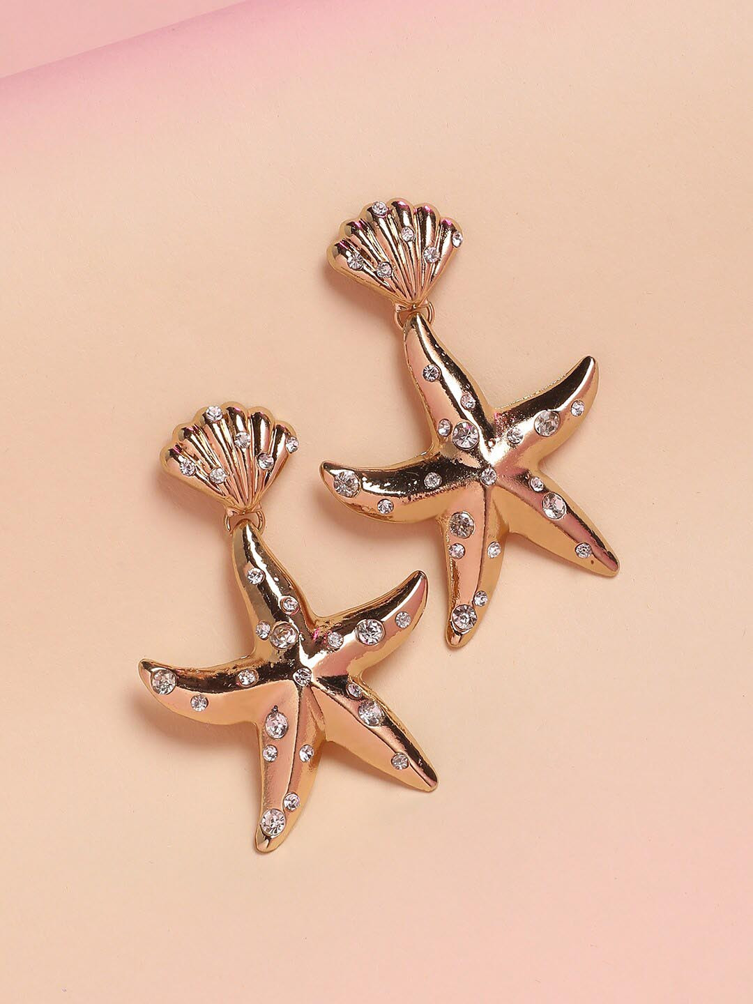 

DressBerry Gold-Toned Gold-Plated Contemporary Drop Earrings