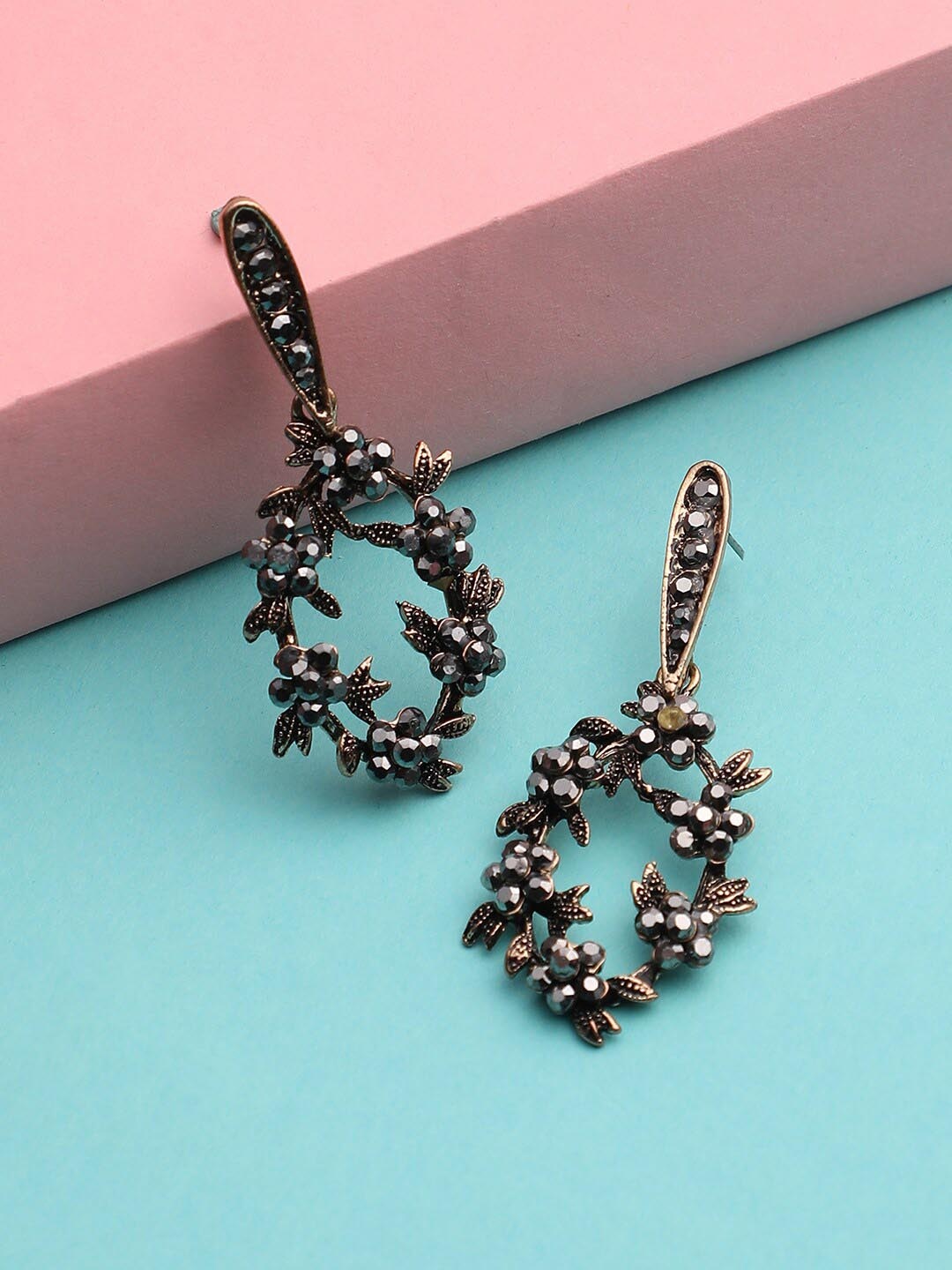 

DressBerry Gold Plated Stone-Studded Drop Earrings