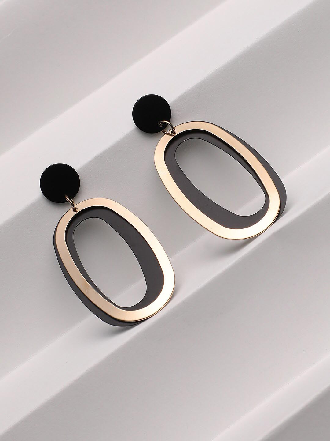 

DressBerry Black Gold-Plated Drop Earrings