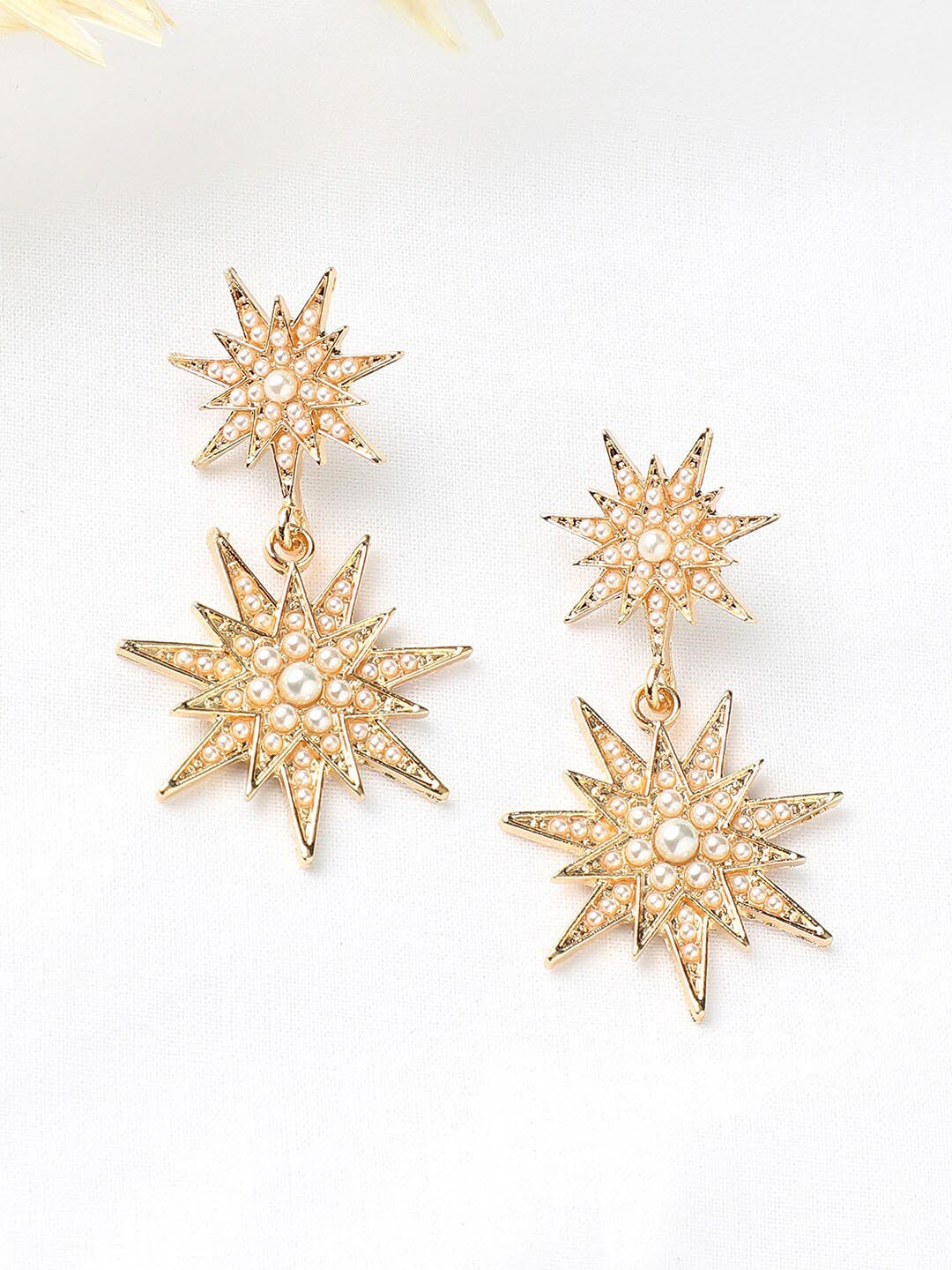 

DressBerry Gold-Plated Drop Earrings
