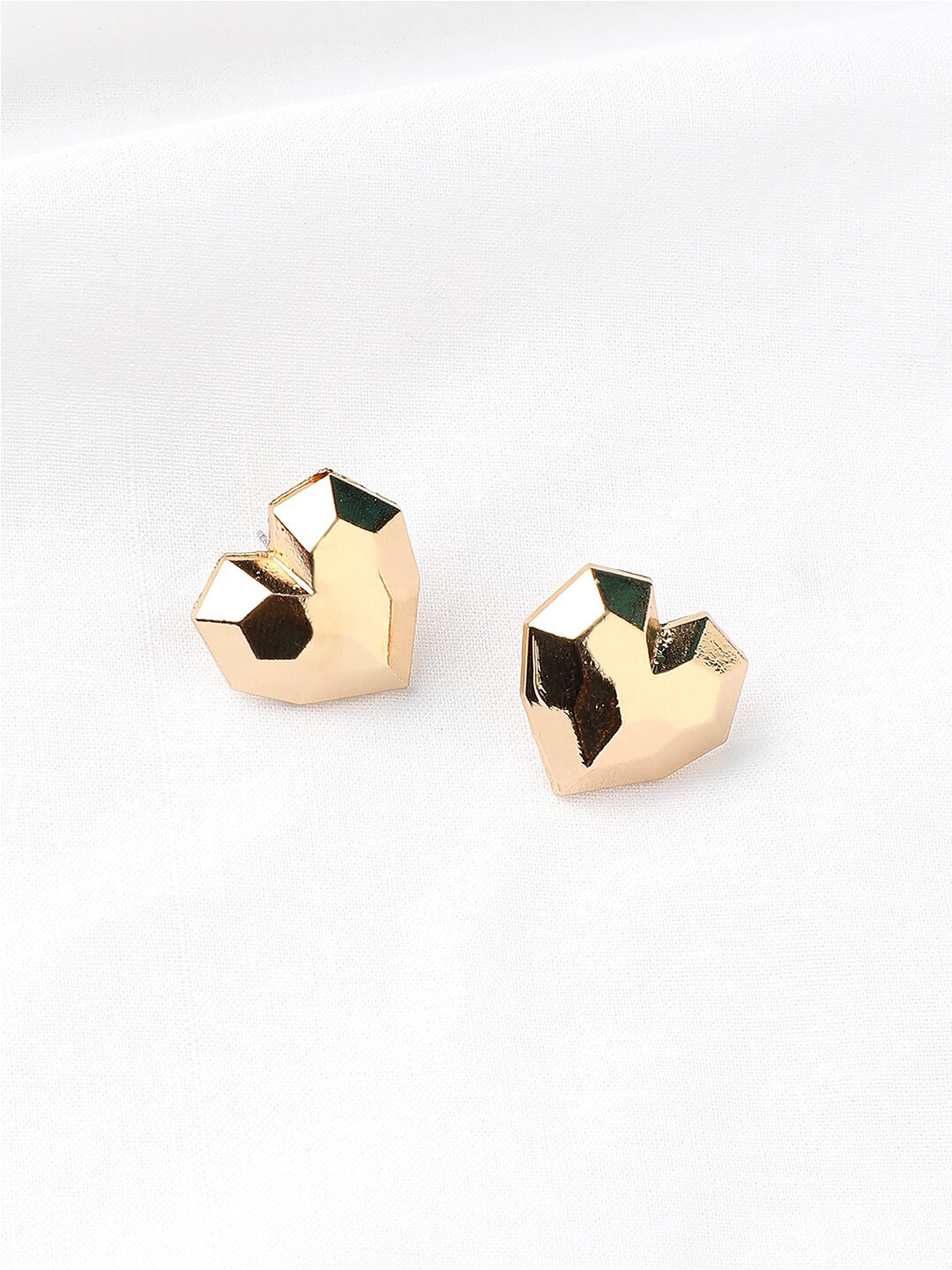 

DressBerry Gold-Plated Studs Earrings