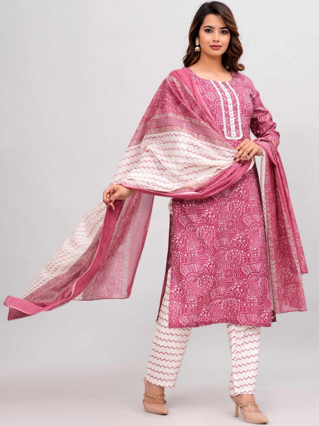 

JAIPURI COLLECTION Abstract Printed Cotton Kurta Pant set with Dupatta set, Pink