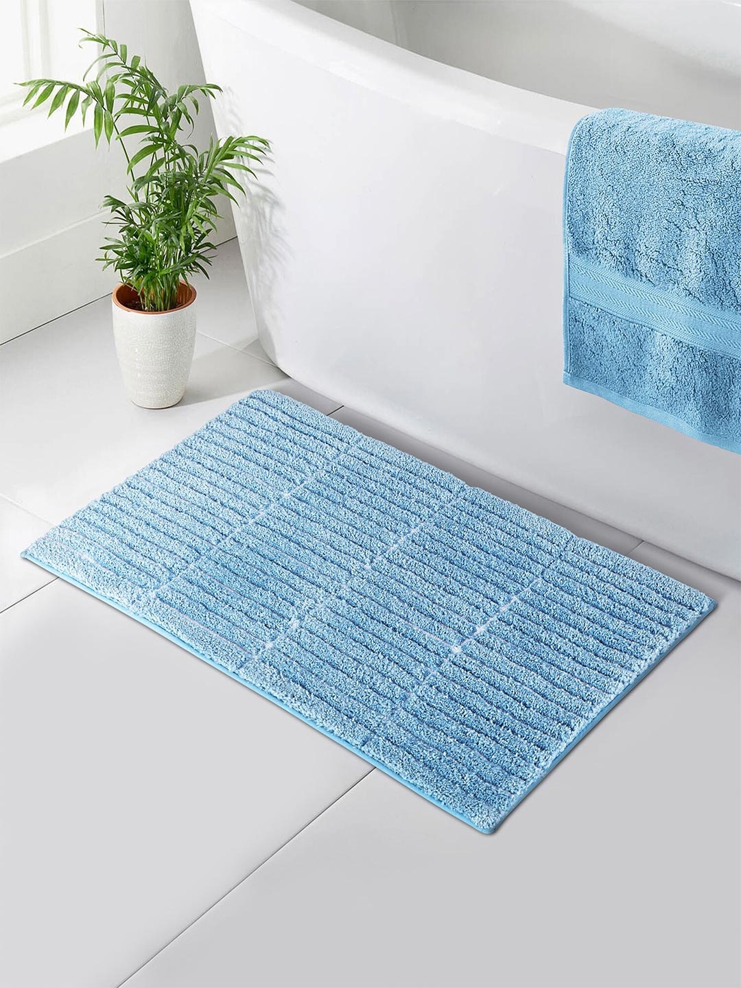 

OBSESSIONS Blue Textured 2000 GSM Anti Skid Bath Rug