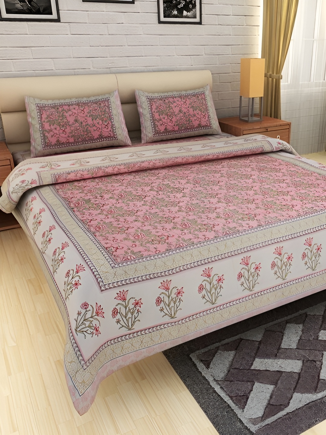 

Frizka White 210 TC King Bedsheet with 2 Pillow Covers