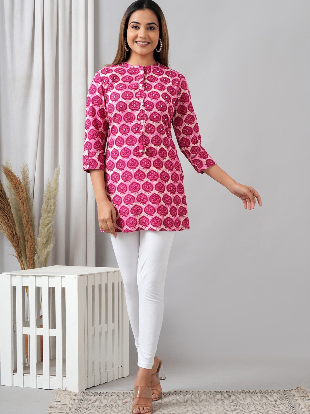 

HERE&NOW Floral Printed Liva Kurti, Pink