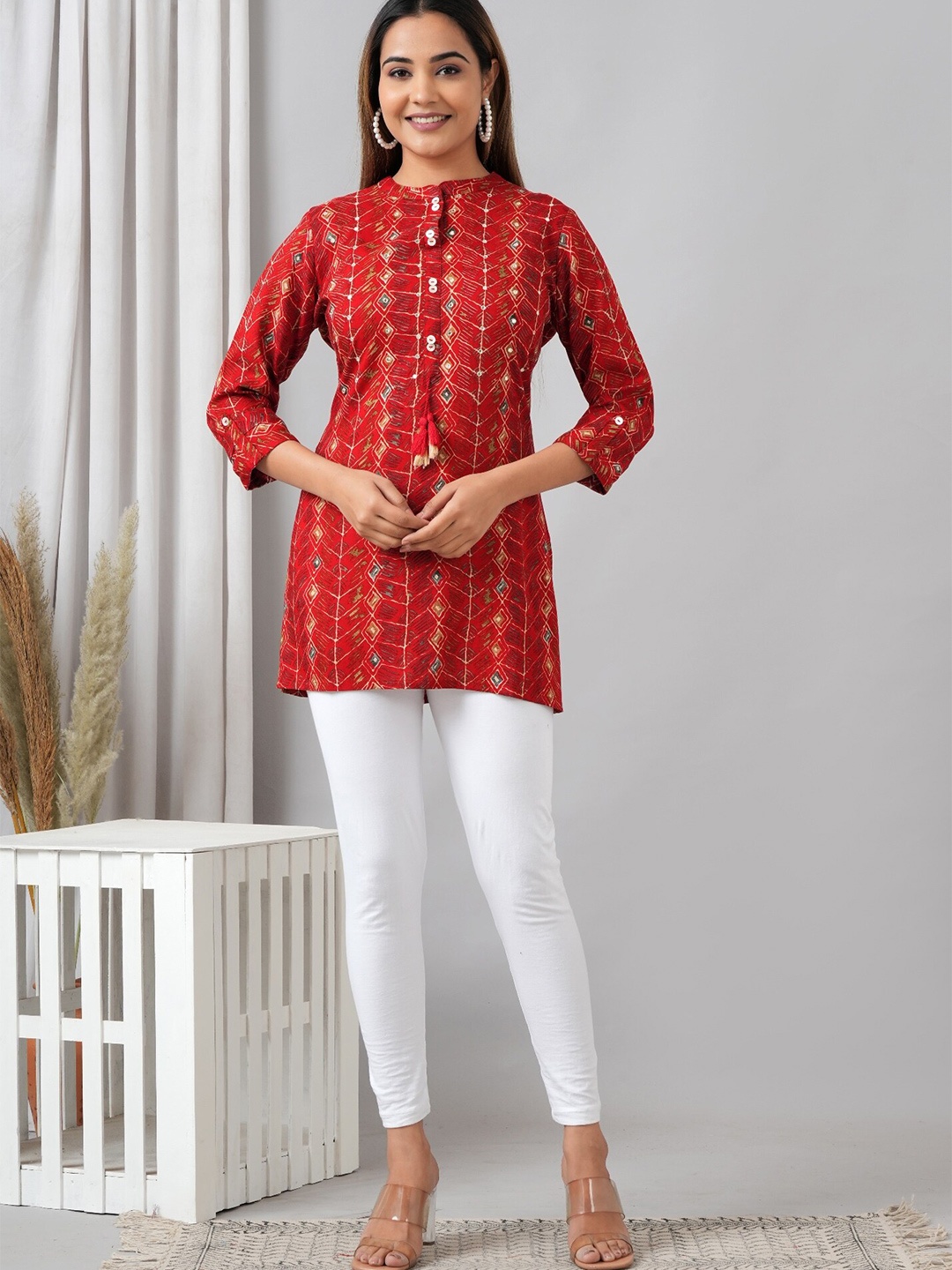 

HERE&NOW Ethnic Motifs Printed Liva Kurti, Red