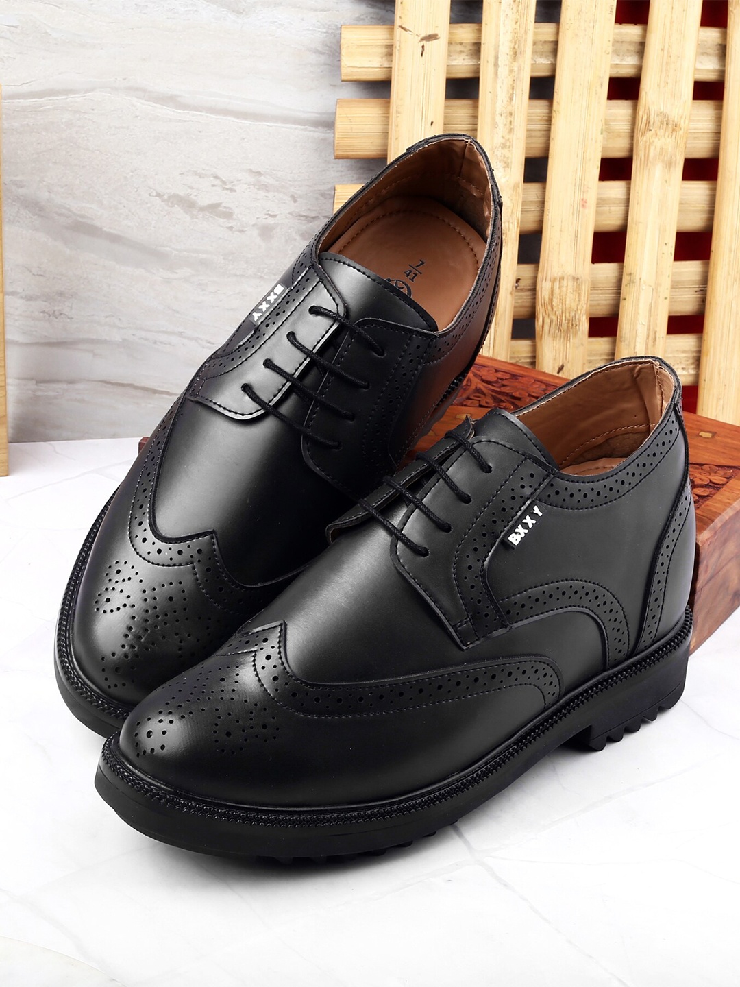 

Bxxy Men Perforations Round Toe Elavator Brogues, Black