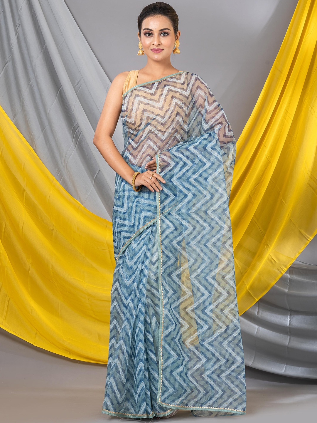 

MAHALASA Embroidered Tissue Saree, Teal