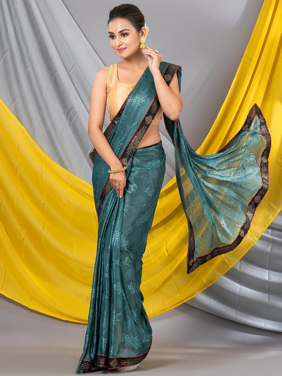 

MAHALASA Embellished Embroidered Art Silk Saree, Sea green