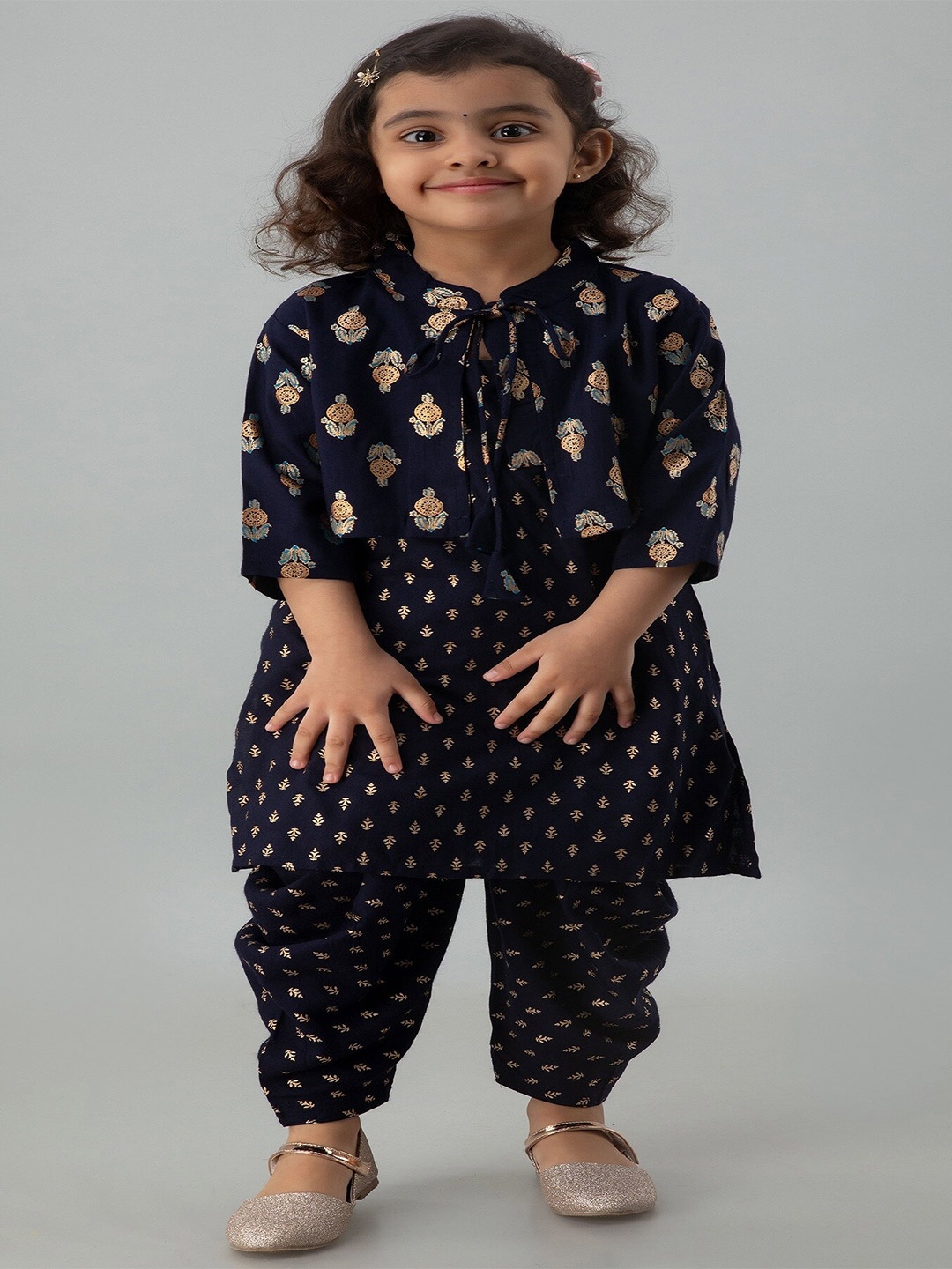 

BAESD Girls Round Neck Pure Cotton kurta dhoti jacket, Blue
