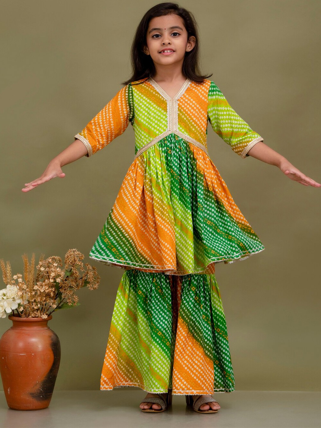 

BAESD Girls Abstract Gotta Patti Pure Cotton Kurta Sharara Set, Green