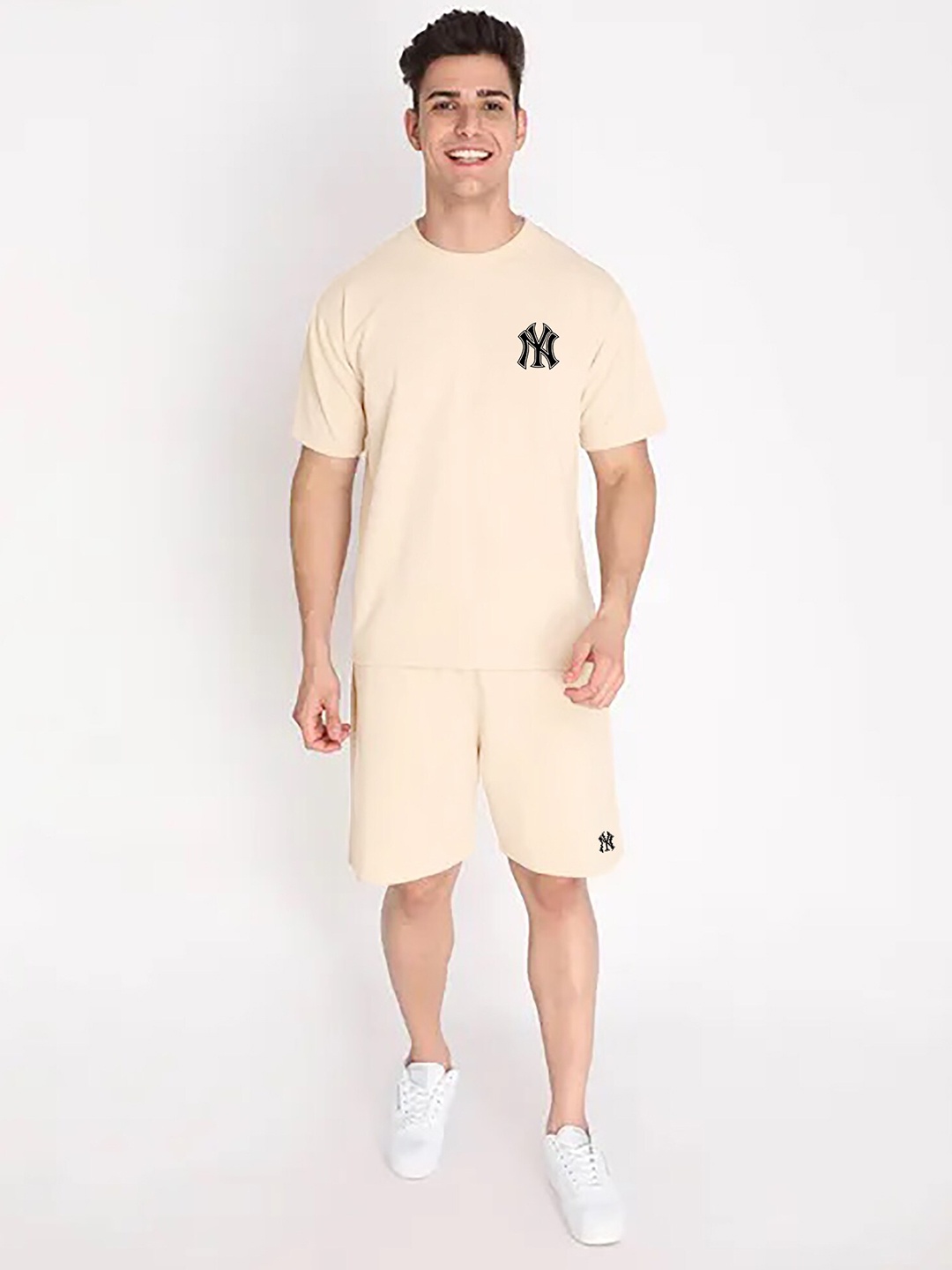 

FINIVO FASHION Pure Cotton T-Shirt with Shorts, Cream