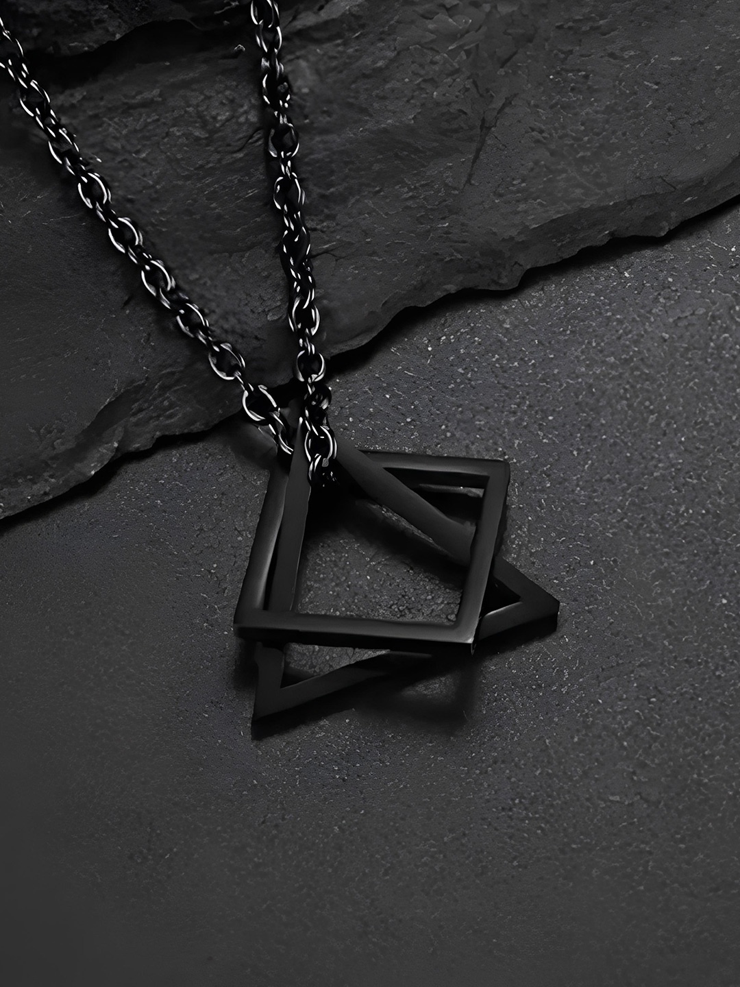 

KARISHMA KREATIONS Unisex Triangle Pendant With Chain, Black
